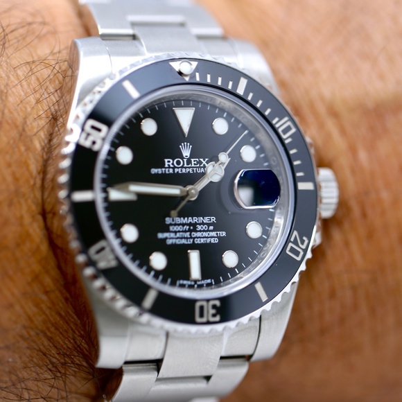 Rolex Submariner Ceramic 40mm - Picture 3 of 9
